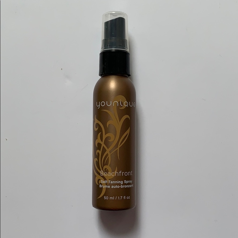 Younique self tanning spray